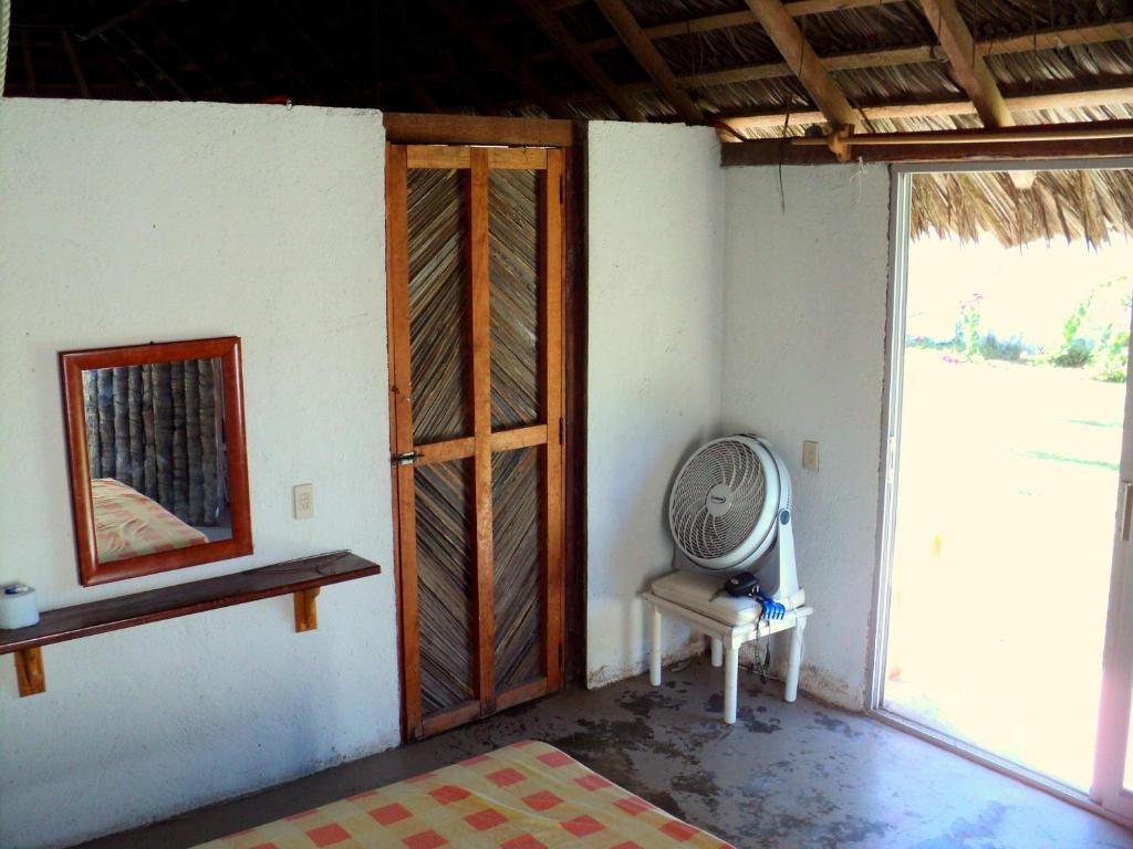 Cabanas Pie De La Cuesta Hotel Coyuca Kamer foto