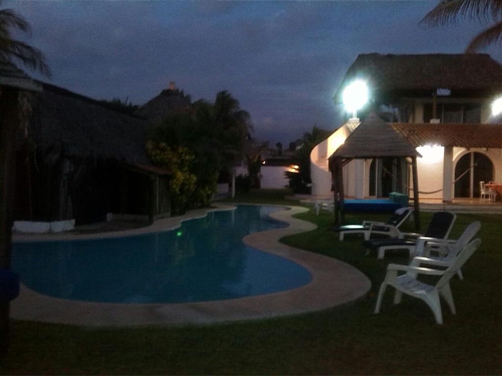 Cabanas Pie De La Cuesta Hotel Coyuca Buitenkant foto